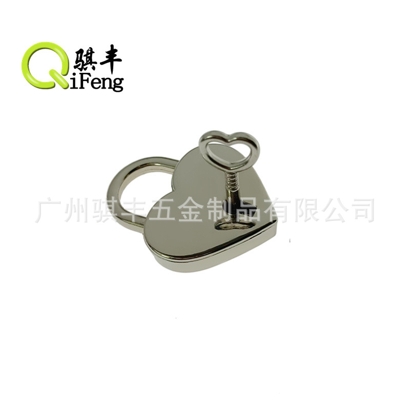 F-2590# Medium Heart Lock (5)